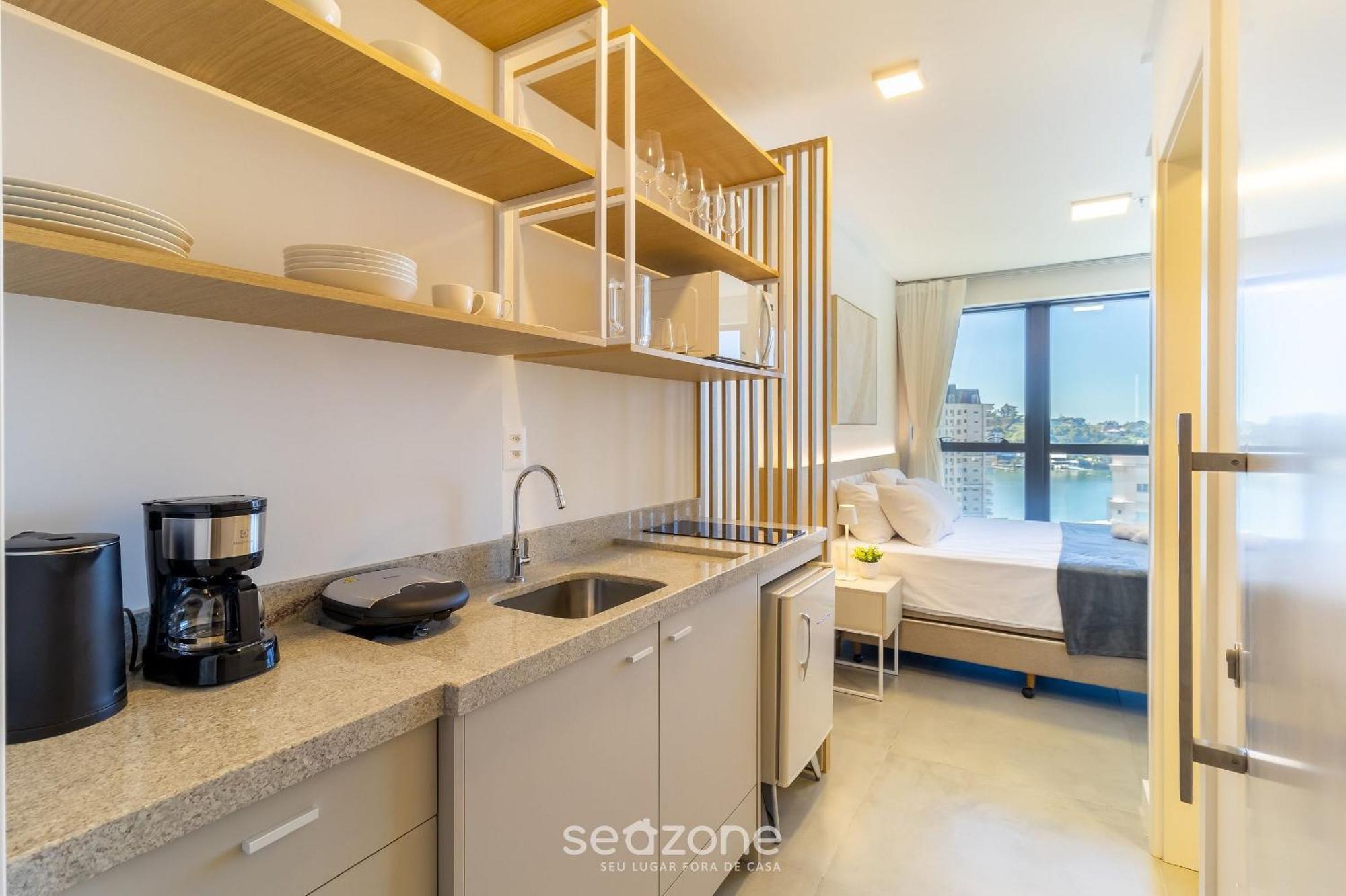 Mhfa - Em Predio Luxuoso Com Vista Mar * Itapema
